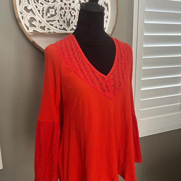 Free People Shirt Parisian Nights Blouse Bell Sleeve Top Vermillion SZ Small - Picture 4 of 7